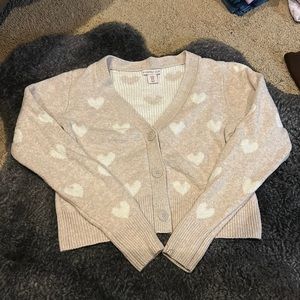 Cropped Heart Design Sweater